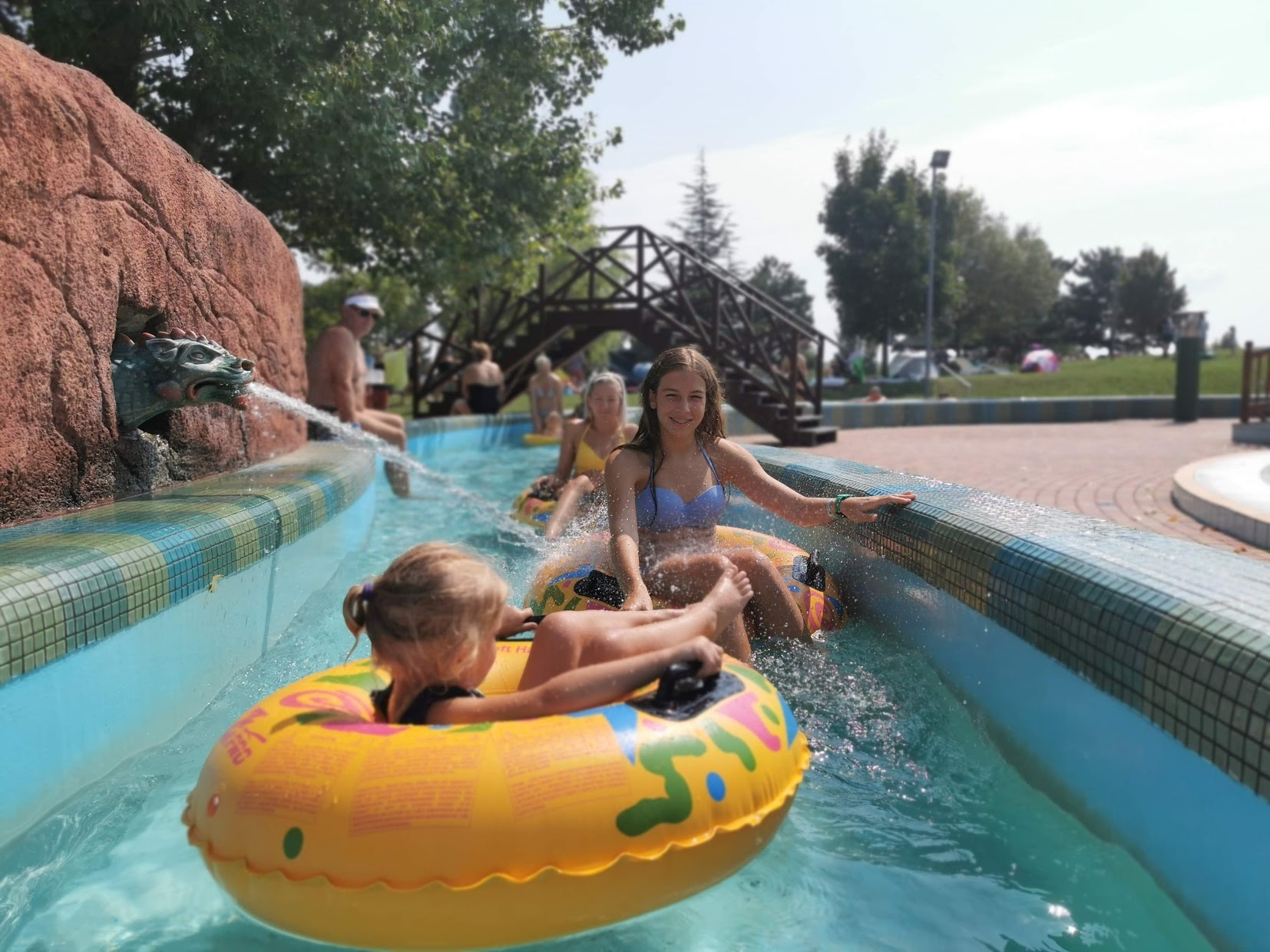 Kvízjáték - Mennyire ismered Balatonfüredet? - 6. kérdés: Hogy hívják Balatonfüred vizi vidámparkját? - Aquaréna, Aquaworld, Anagora, Aquapolis