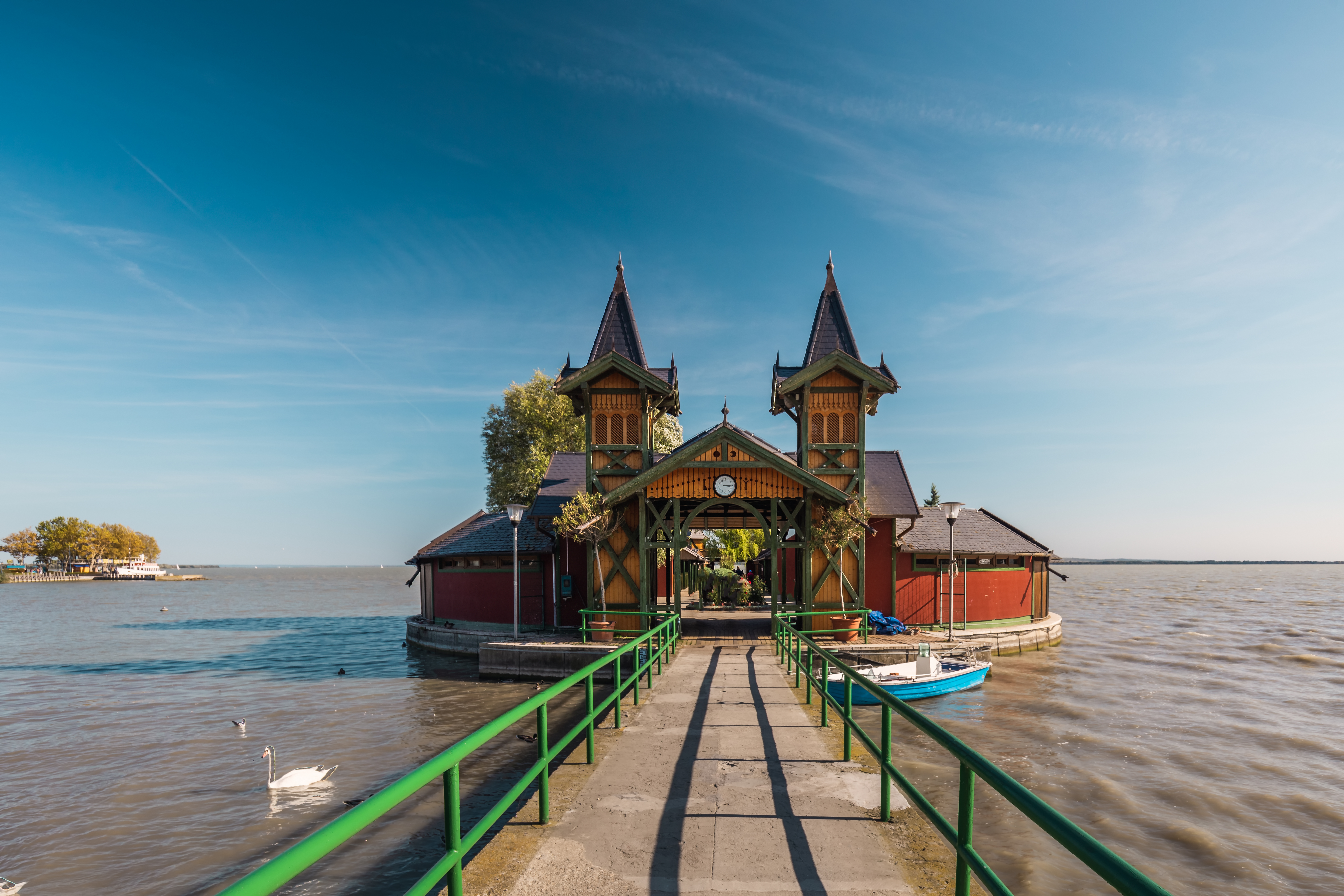 Keszthelyi szigetfürdő Keszthely látnivalói 2024: Keszthelyi szigetfürdő