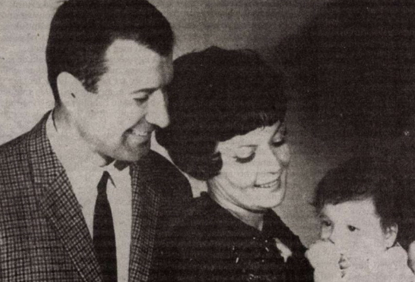 Bara Margit férjével és lányukkal Bara Margit