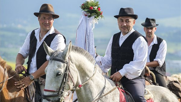 pünkösd magyarországon